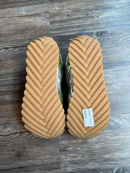 New Bottega Veneta Metallic Olive size 43