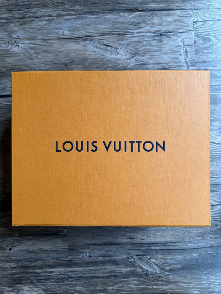 New Louis Vuitton Skate Cream Black Pink size 8LV(10)