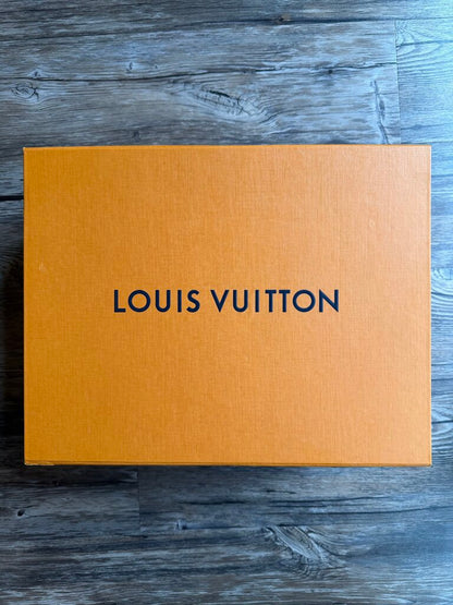 New Louis Vuitton Skate Cream Black Pink size 8LV(10)