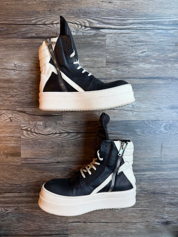 SNEAKERS – Page 3 – Shop Status