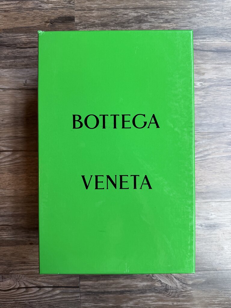Preowned Bottega Venetta Metallic Olive Orbit size 45