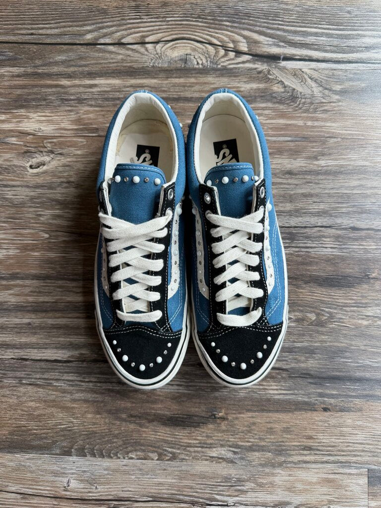Preowned Vans Pearlized Blue Size 10.5