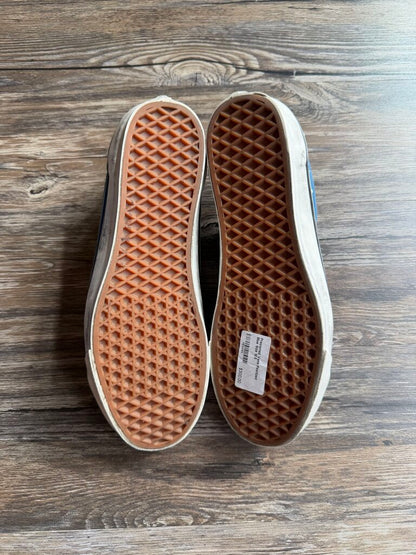 Preowned Vans Pearlized Blue Size 10.5