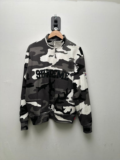 New Supreme Flag Half Zip Camo Black/White Sz. Small