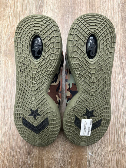 Preowned Shai 001 Converse Camo Echo sz.12(NO BOX)