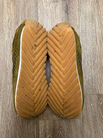 Preowned Bottega Veneta Suede Olive Orbit Size.42