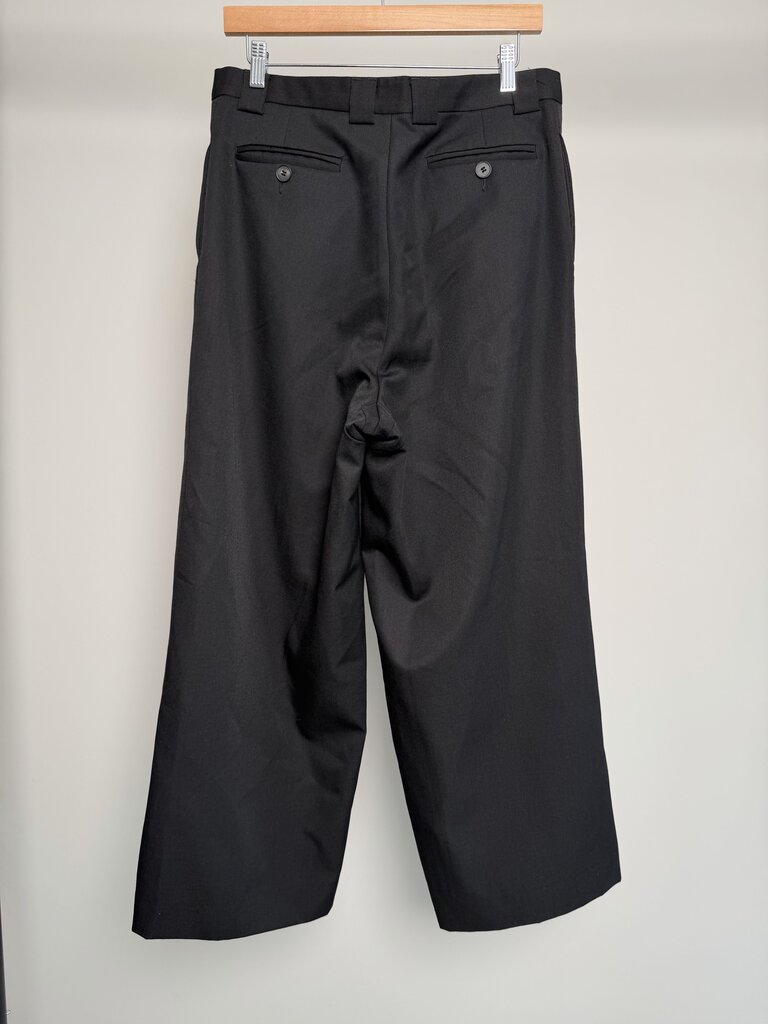 Preowned ERD Black Trousers size 32/34