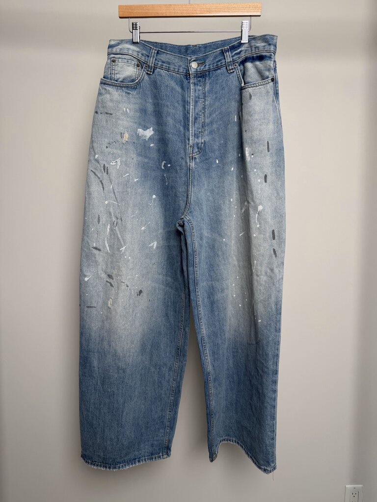 Preowned ACNE Studios Lightwash Baggy Paint Splatter Denin size 34-36