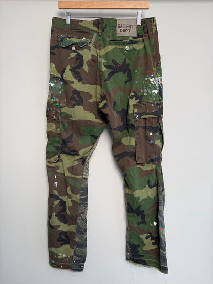 Preowned Gallery Dep Camo Flare Paint Splatter Pants size 32