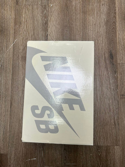 Preowned Nike SB Dunk Low Supreme Ocean Fog Sz.11