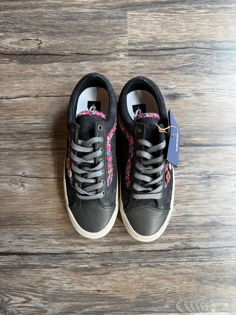 New Vans Souvenir Black Vans Sz. 11.5