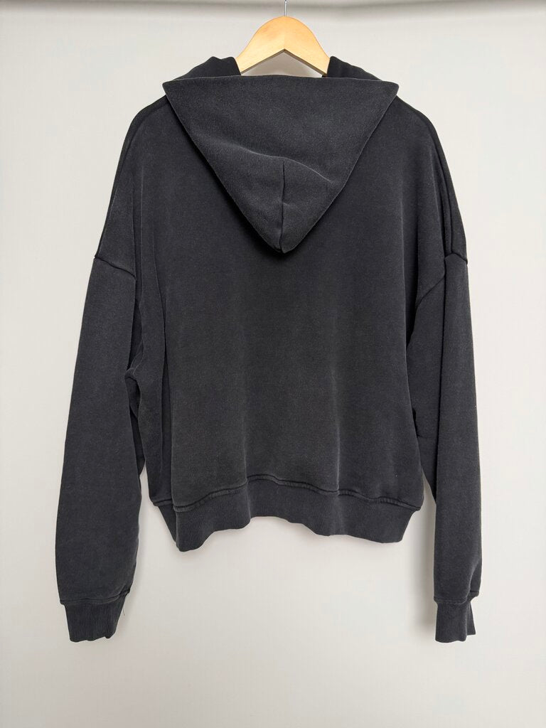 Preowned HMDD Black Zip-Up Size L