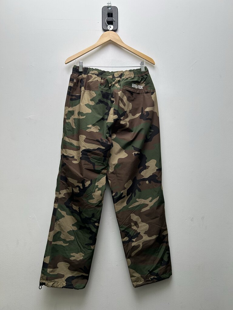 Preowned Supreme Camo Gore-tex Smurfs Pants Sz.Medium