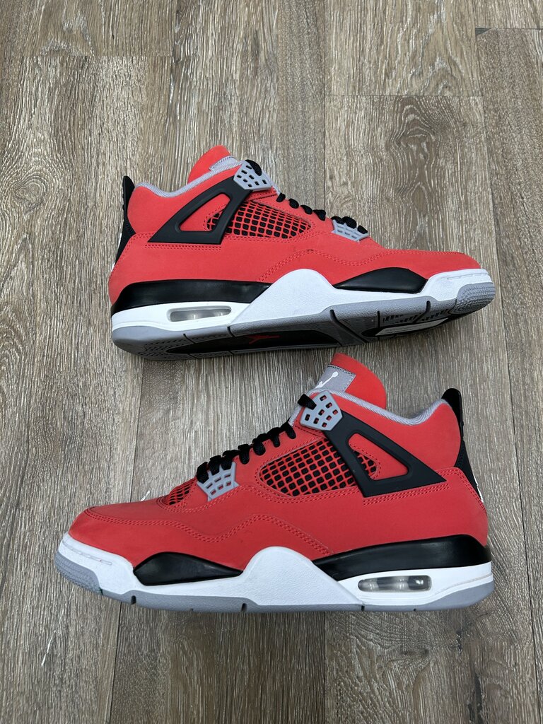 Preowned Jordan 4 Toro Sz.9.5 (No Box)