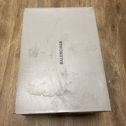 Preowned Balenciaga White 10XL Sneaker sz.41