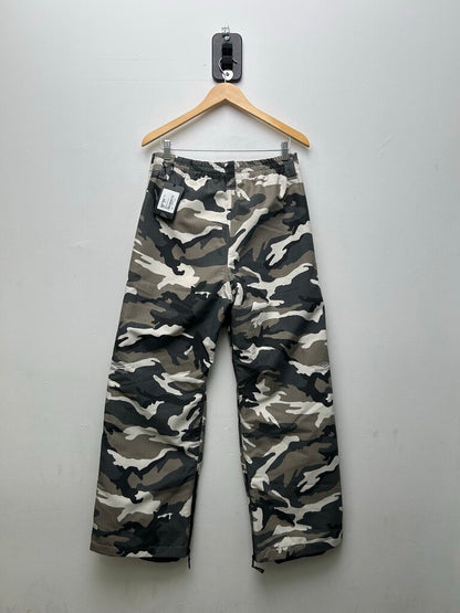 New Balenciaga Snow Camo Ski Wear Pants Size 46