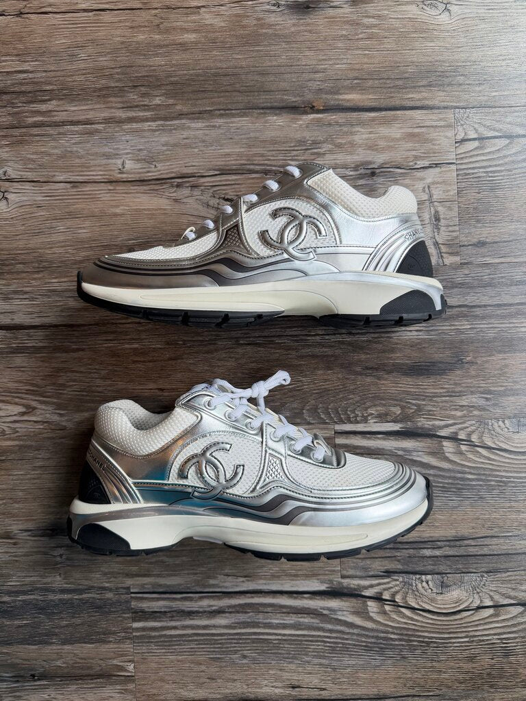 Pre-Owned Chanel Silver Trainer Sz. 45
