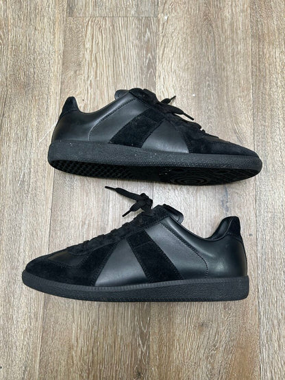 Preowned Margiela Gats All Black Sz.42