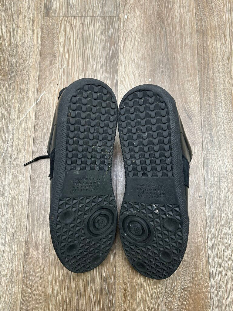 Preowned Margiela Gats All Black Sz.42