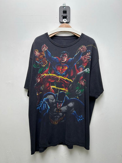 DC Heros Characters Reversible Tee Sz XL/XXL