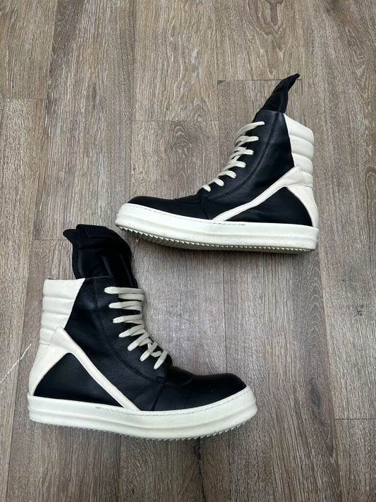 Preowned Rick Owens Black Milk Geobasket sz.43.5