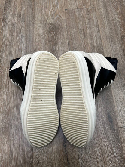 Preowned Rick Owens Black Milk Geobasket sz.43.5