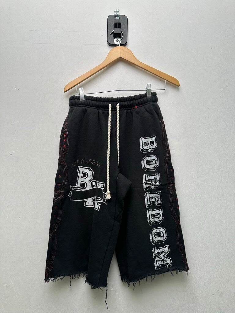New Boredom Kills Black Collegiate 3/4 Shorts Size Small