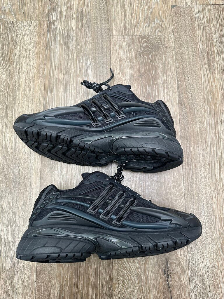 Preowned Adidas Jellyfish Black Sz.10.5