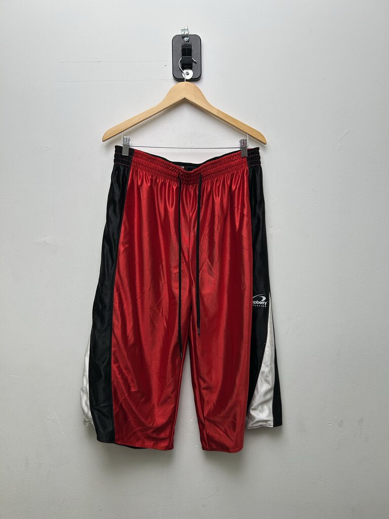 New Gv Gallery Black Red Reversible 3/4th Mesh Shorts Sz.Medium