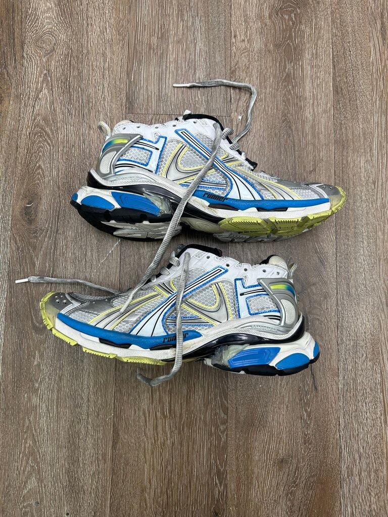 Preowned Balenciaga Silver Neon Blue Runner sz.45(NO BOX)