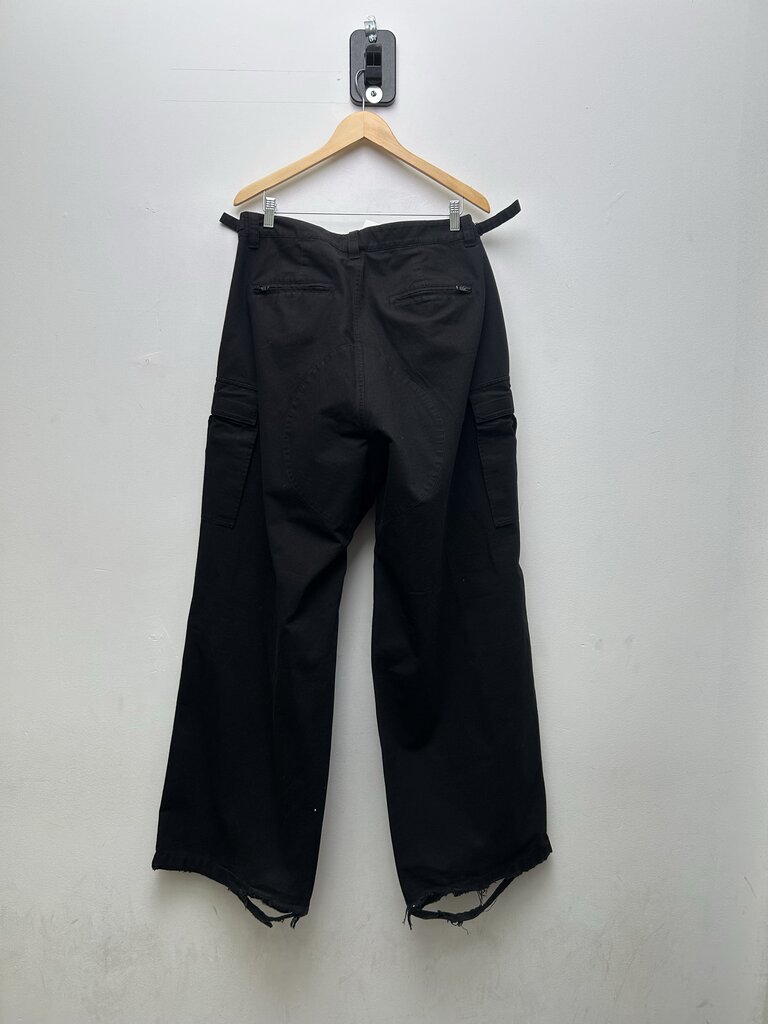 Preowned Balenciaga Unisex Black Baggy Cargo sz.48