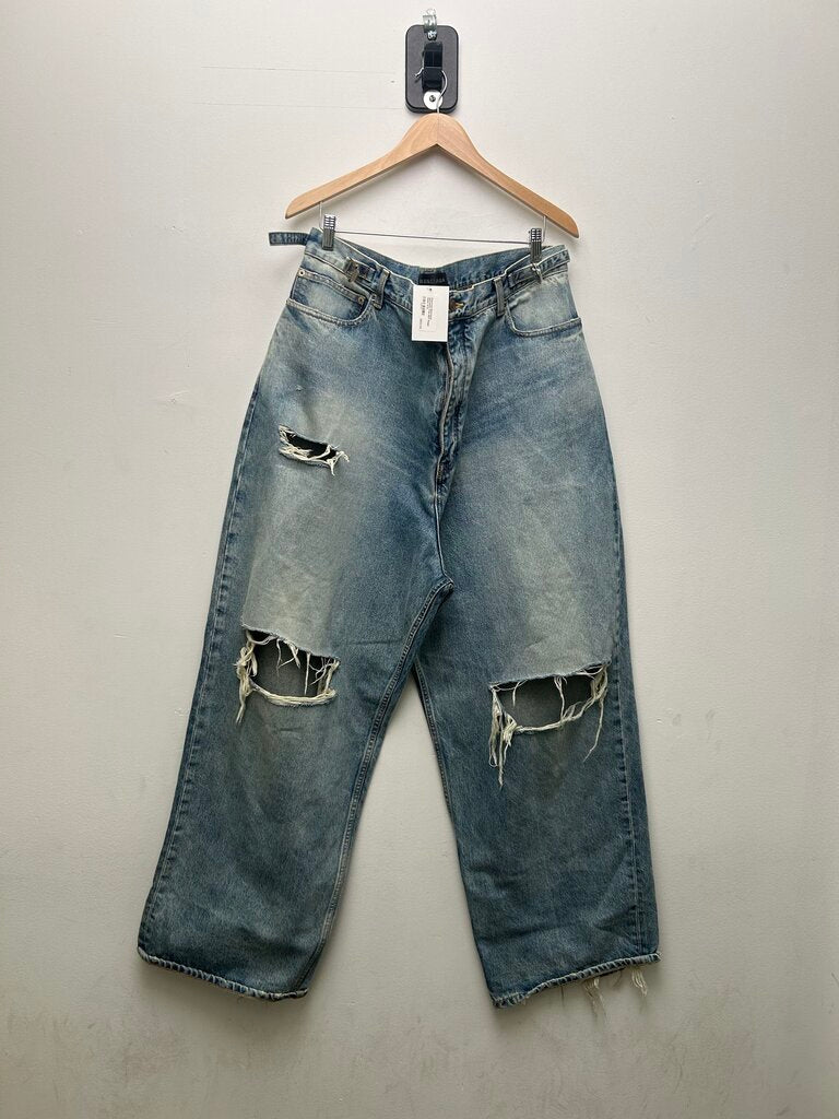 Preowned Balenciaga Distressed Knee Blue Baggy Denim sz.XL