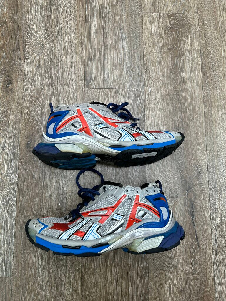Preowned Balenciaga Runner Red Blue Size 43 (No Box)