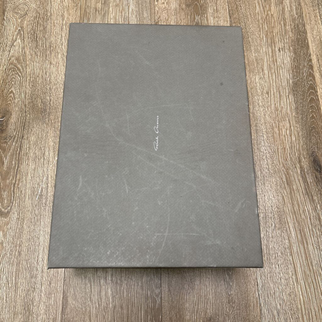 Preowned Rick Owens White Ramone Low Size 45