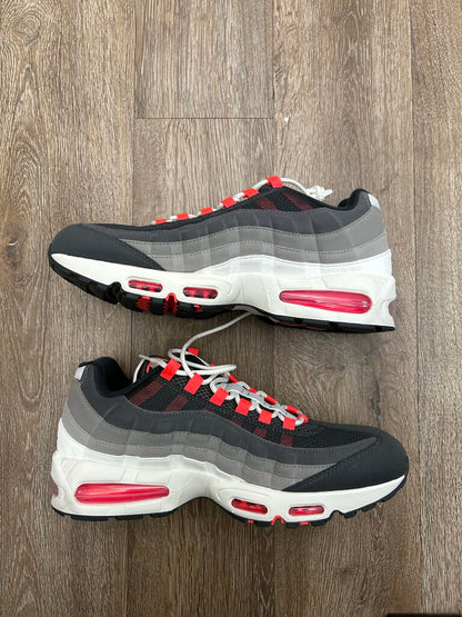 New Air Max 95 Solar Red Size 13