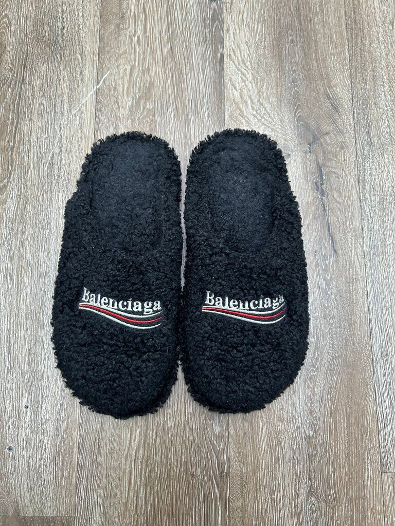 Preowned Balenciaga Campaign Black Fur Mule Sz.40 (8M)