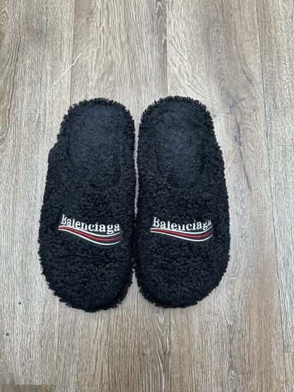 Preowned Balenciaga Campaign Black Fur Mule Sz.40 (8M)