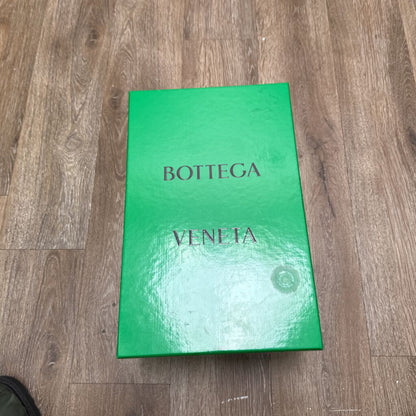 Preowned Bottega Orbit White Silver Size 43