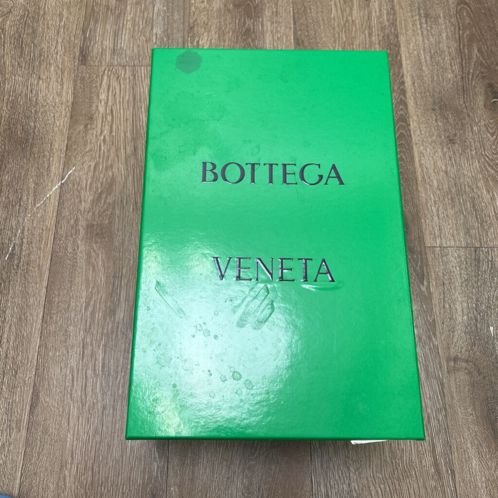Preowned Bottega Orbit Olive Silver Size 42
