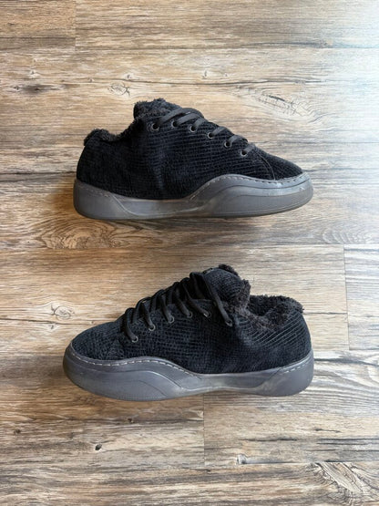 Preowned ERL Corduroy Black Black size 10