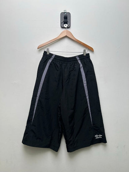New HMDD Black Grey Nylon 3/4th Shorts Sz.Medium
