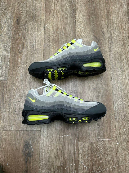 New Air Max 95 Neon Size 12