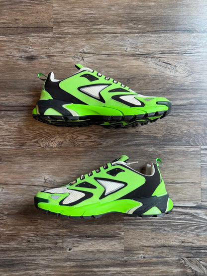 Preowned Louis Vuitton Tactic Lime Green size 10LV(12)