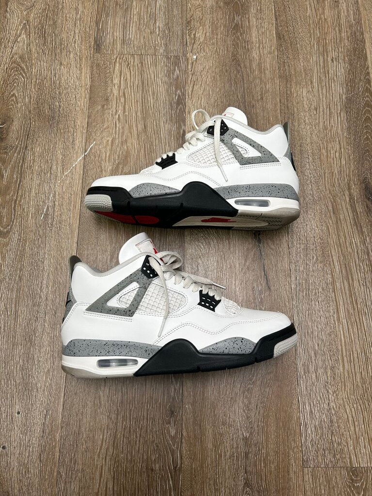 Preowned Jordan 4 White Cement Size 9