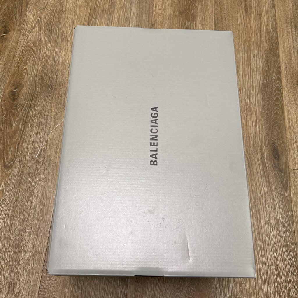 Preowned Balenciaga Runner Black Silver Size 43