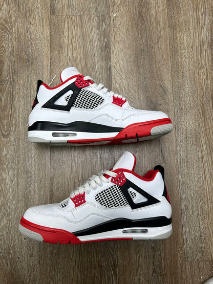 Preowned Jordan 4 Fire Red Size 11