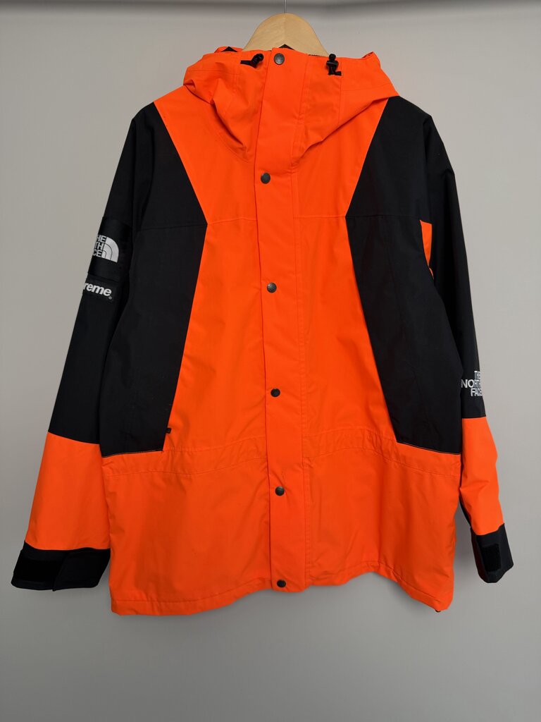 Preowned Supreme TNF Orange Jacket Size L