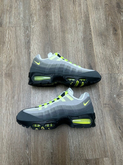 New Air max 95 Neon Size 10