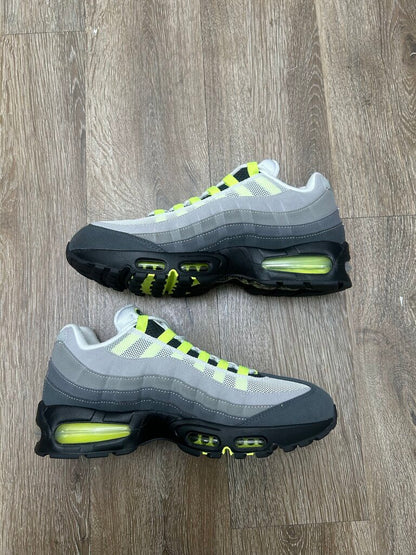 New Air max 95 Neon Size 10