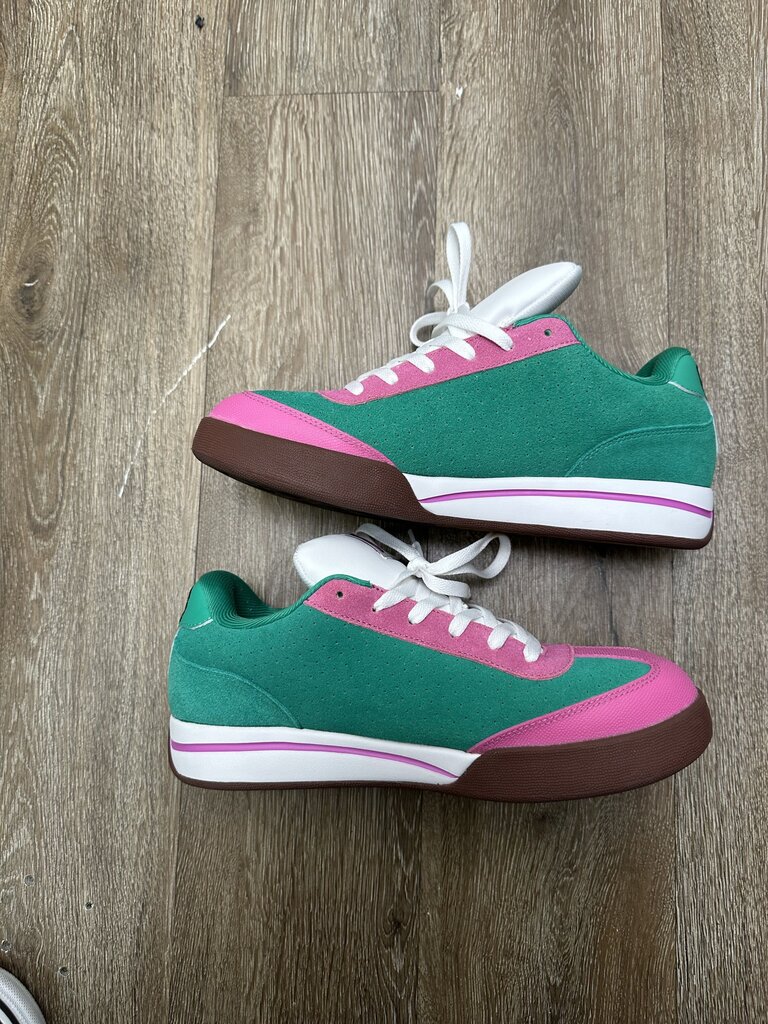 Preowned Ice Cream Board Flip Green Sz 9